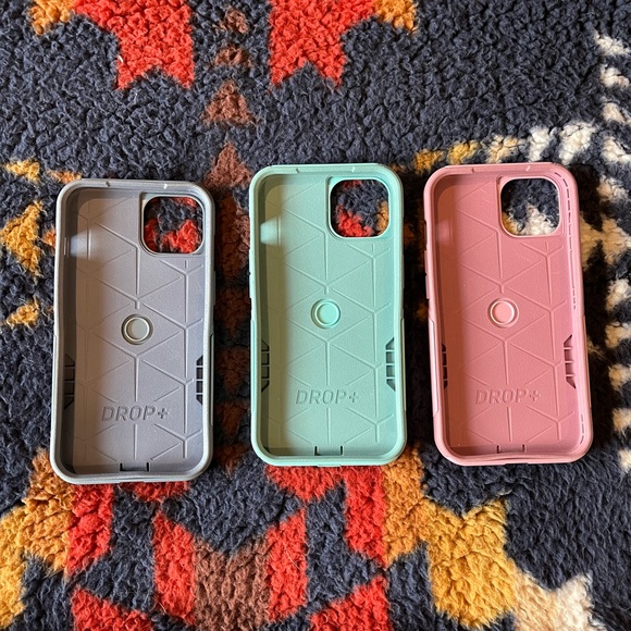 3 OtterBox Symmetry Series Phone Cases - Blue, Green, Pink - Picture 2 of 2